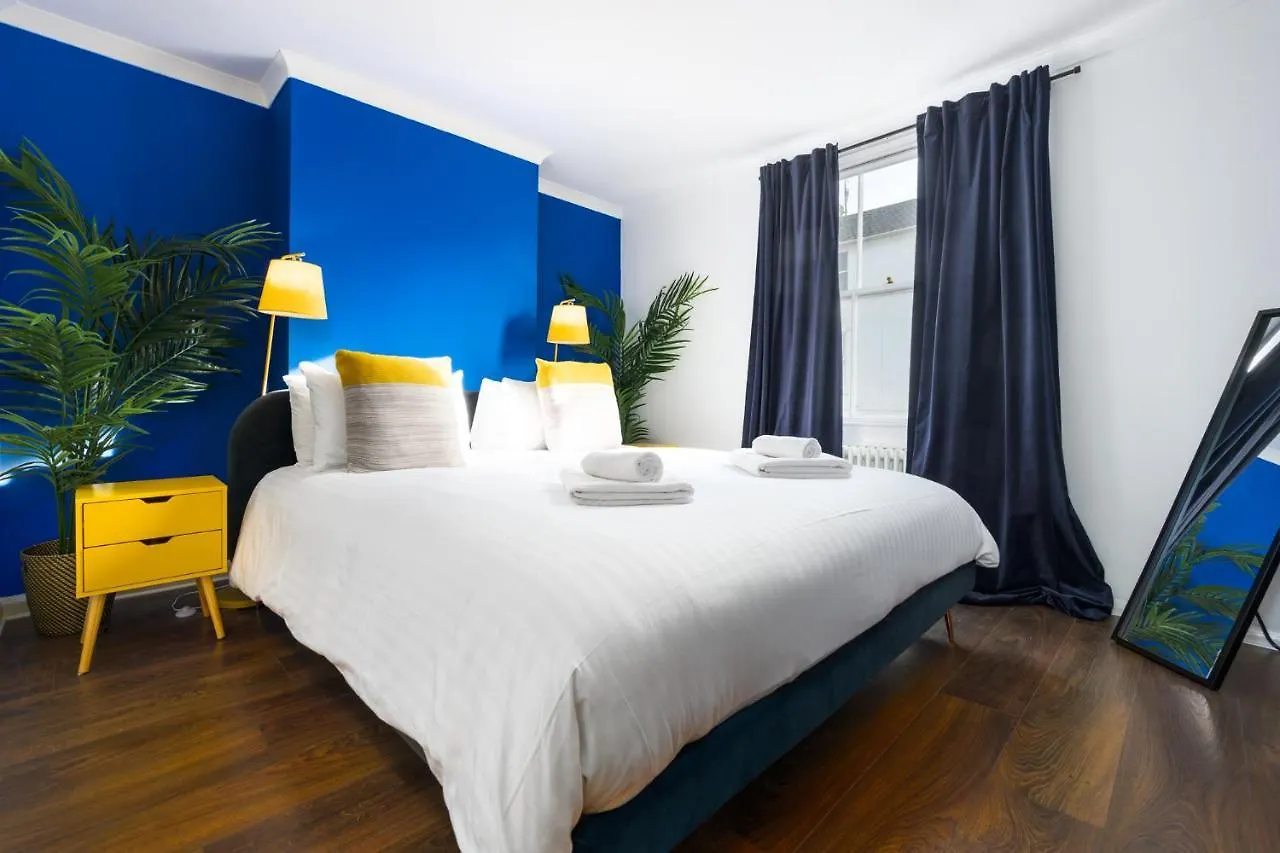 Holiday home Vibrant Spring Street With Garden Villa Brighton