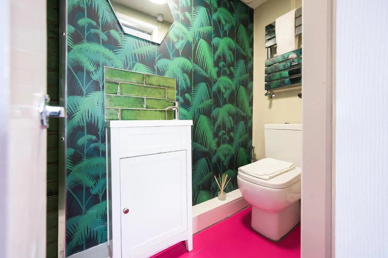Villa Vibrant Spring Street With Garden Hove 0*,  Regno Unito
